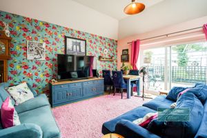 Photo 17- click for photo gallery